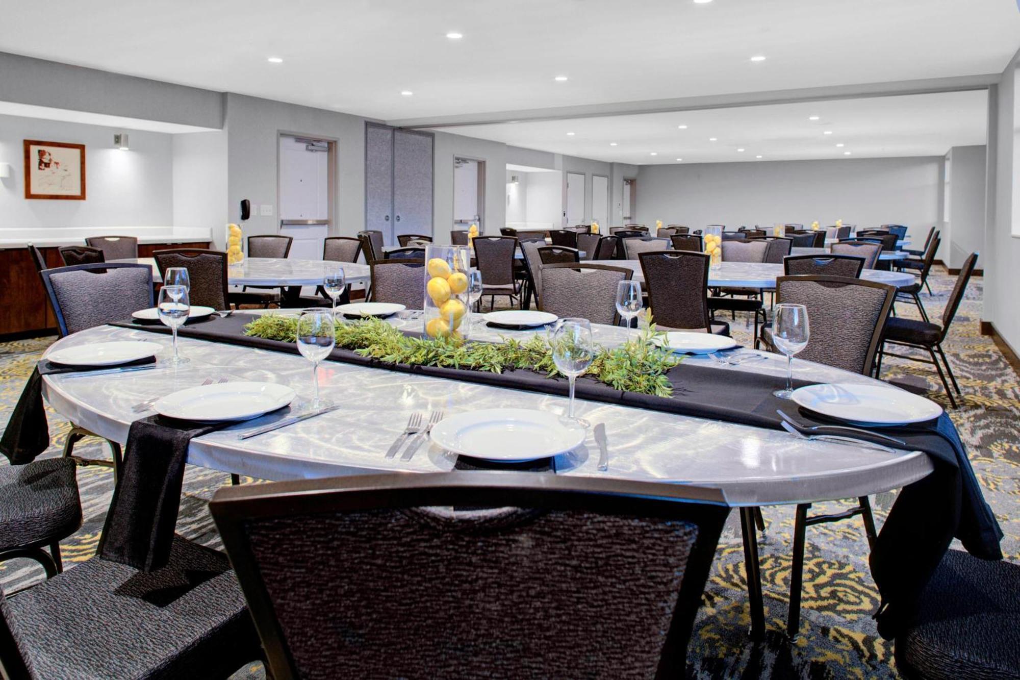 Fairfield & By Marriott Boulder Broomfield/interlocken Hotel